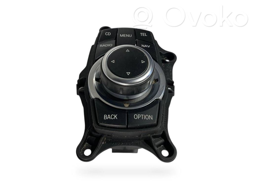 Multimediju kontrolieris