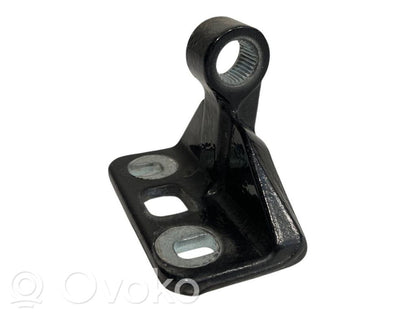 Aizmugurē augšējā vira (eņģe)