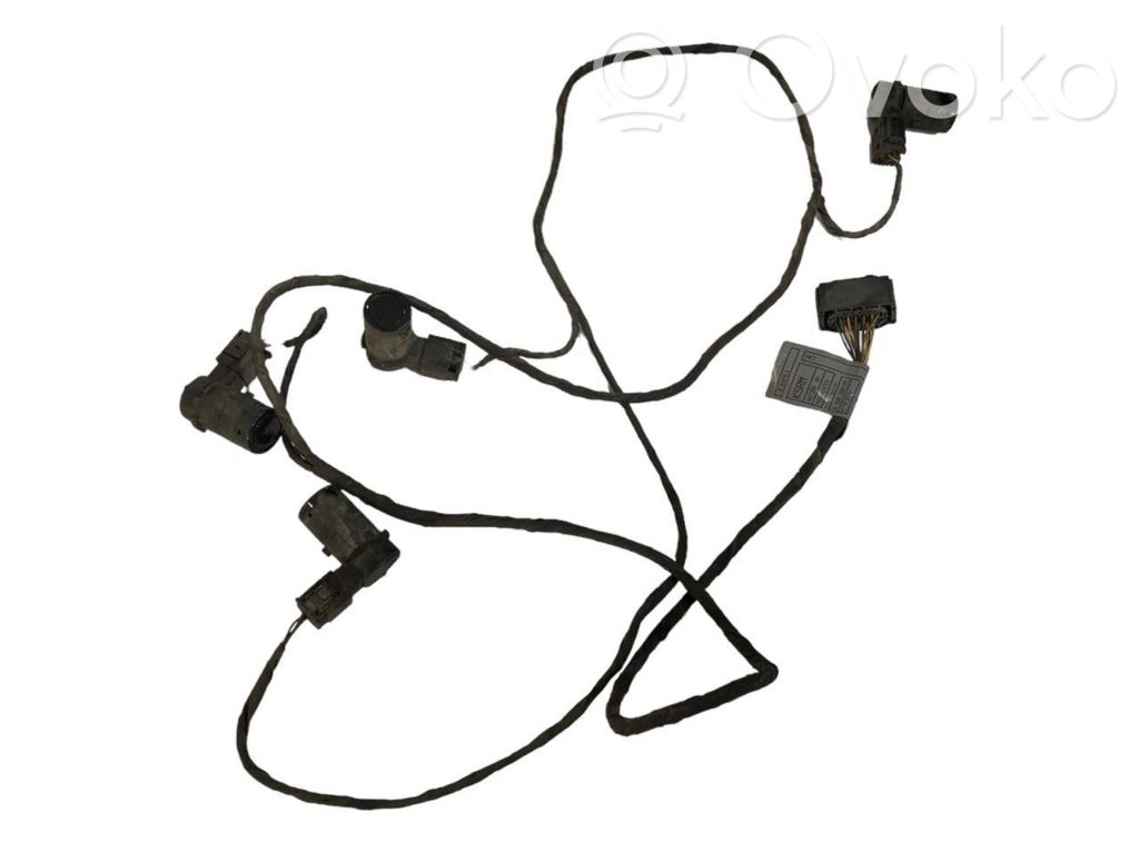 Parkošanas (PDC) sensoru vadu instalācija