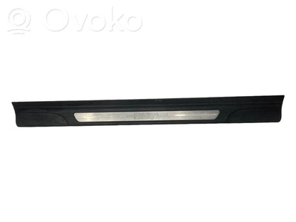 Front sill trim (inner)