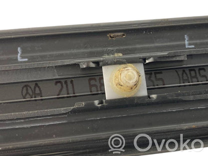 Front sill trim (inner)