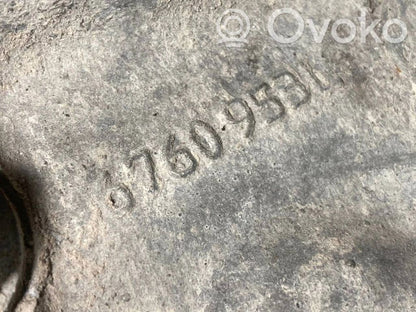 Priekšējā riteņa rumbas vārpstas šarnīrs (stupica, capfa)