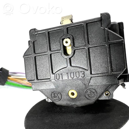 Pagrieziena signālu / lukturu sviria