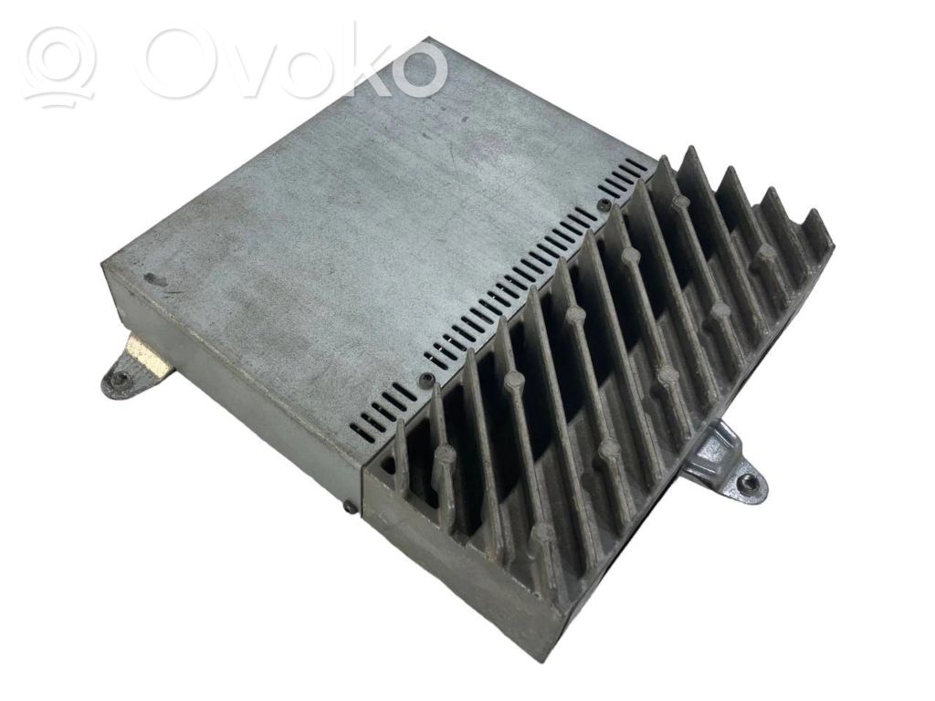 Sound amplifier