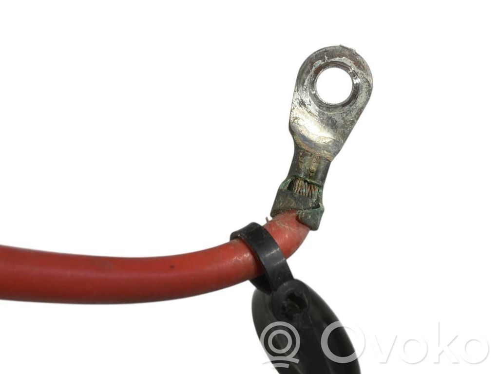 Узел соединения положительного провода