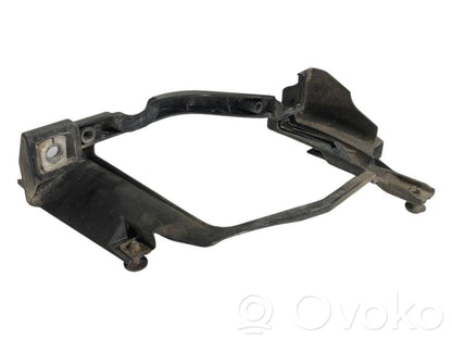 Priekšējā luktura turētājs