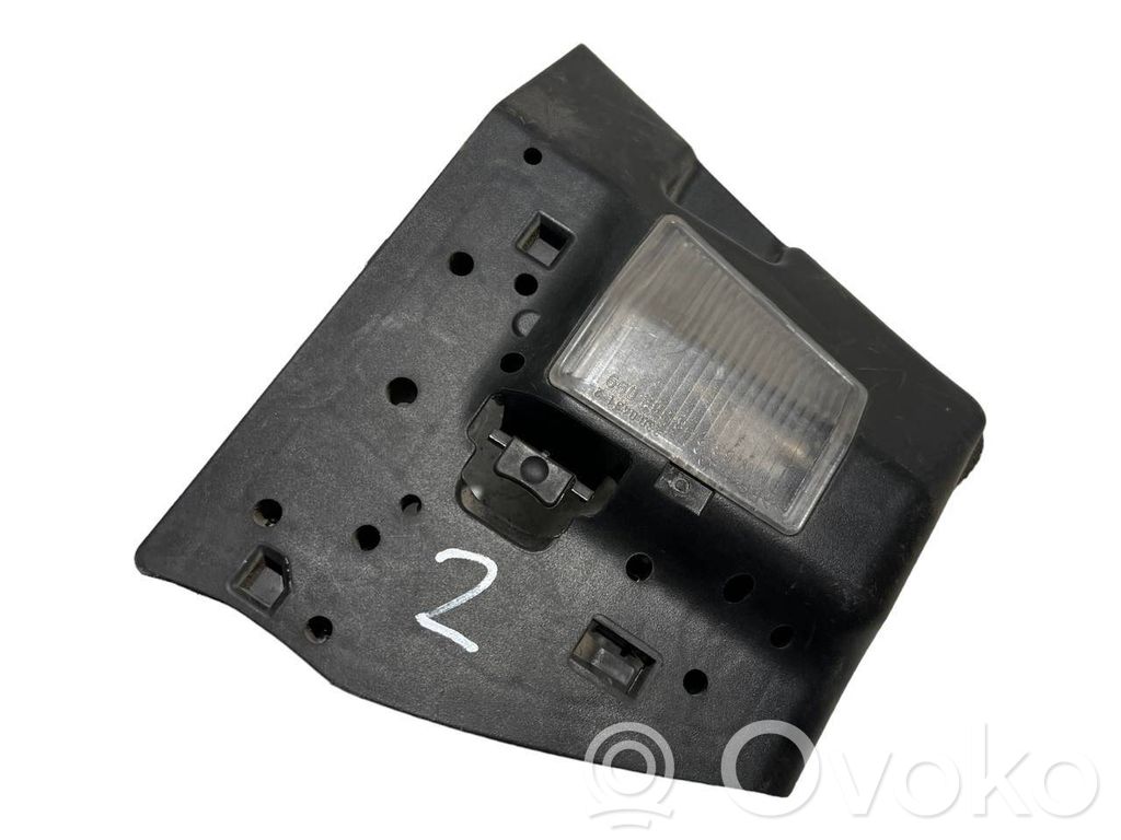 Aizmugurējā luktura detaļa