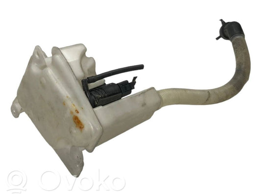 Window fluid tank