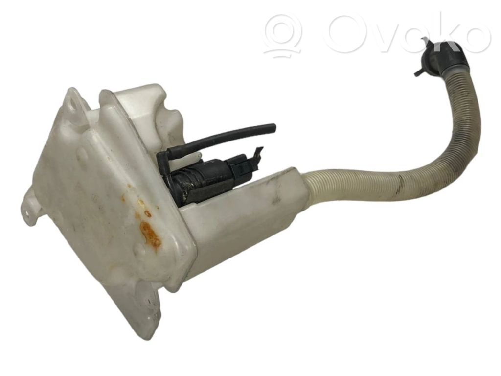 Logu šķidruma tvertne