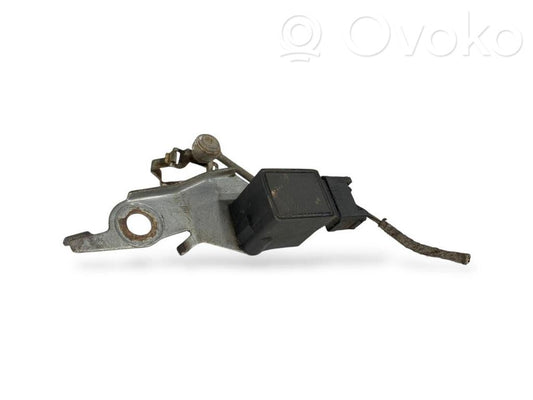 Augstuma sensors (priekšējo lukturu)