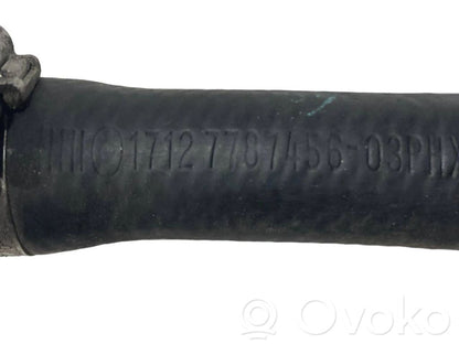 Caurulīte (-es) / šļūtene (-es)