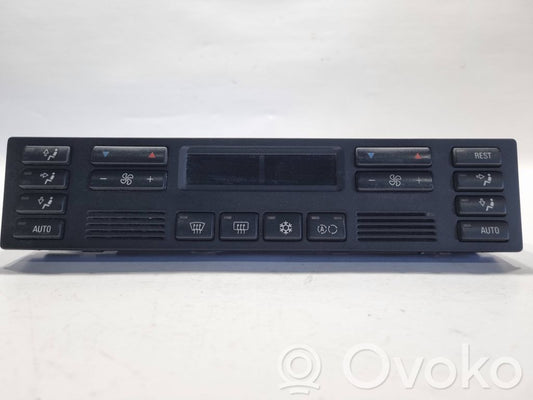 Air conditioning / climate control / interior heating control unit (in the passenger compartment)