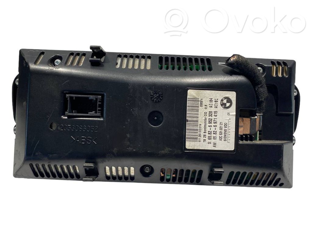 Ekrāns / displejs / mazais ekrāns