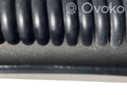 Priekšējā loga tīrītāja kājiņa