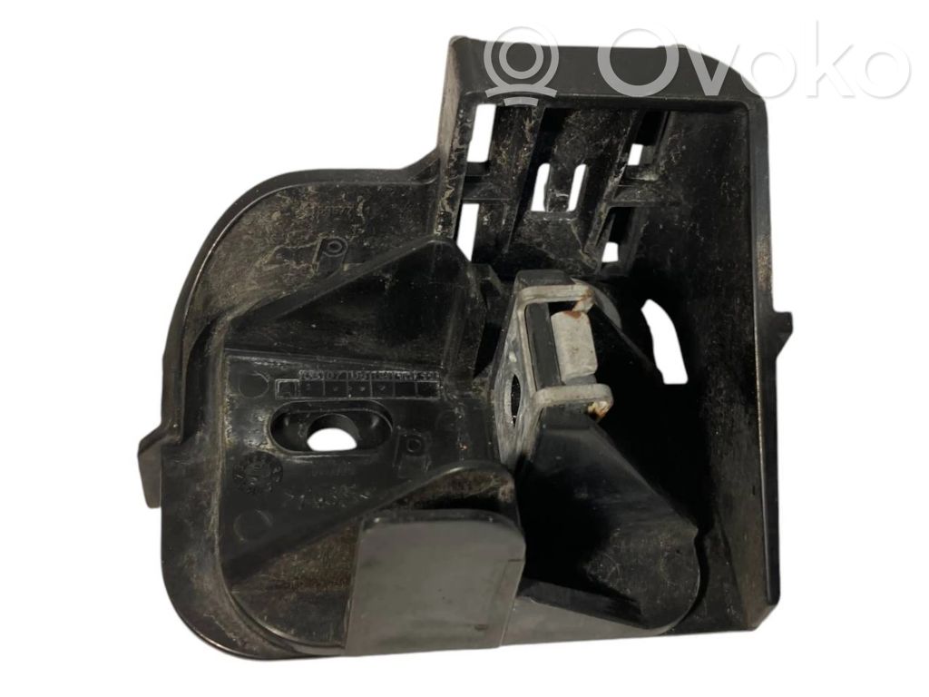 Priekšējā luktura turētājs