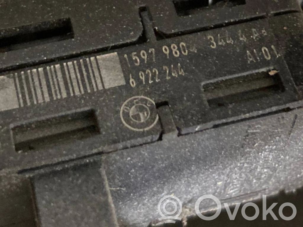 Apšuvums aizmugurējām durvīm