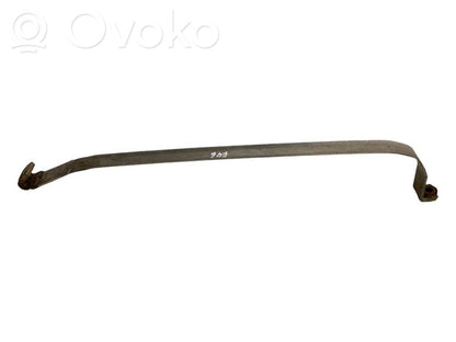 Fuel tank holder(s)