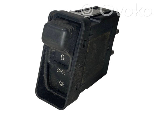 Fog light switch