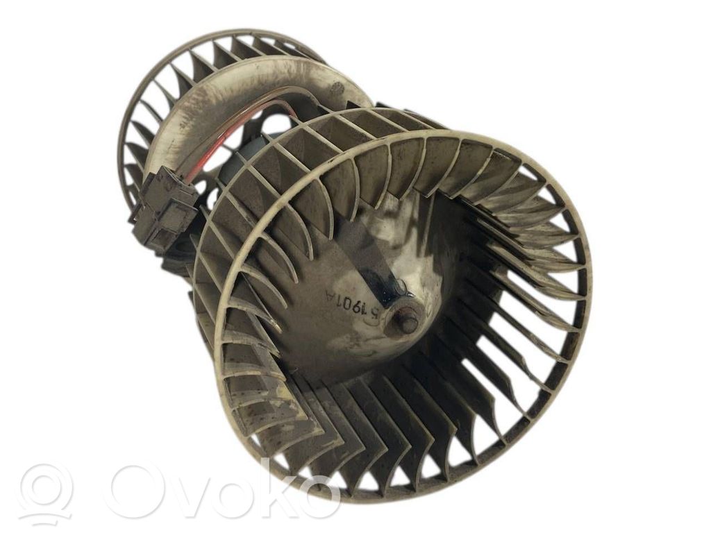 Mazā radiatora ventilators