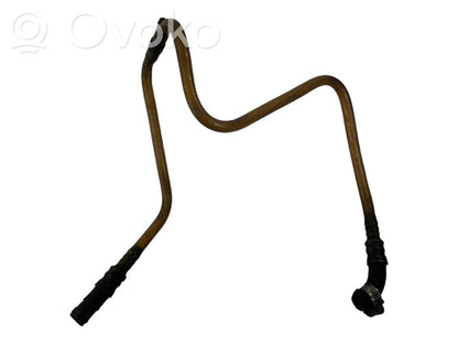 Degvielas caurulīte (-es)