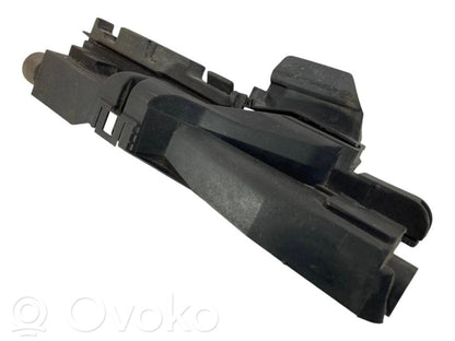 Radiator(s) holder/bracket