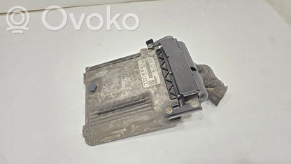 Dzinēja vadības bloks