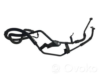 Stūres pastiprinātāja šļūtene (-es) / caurulīte (-es)