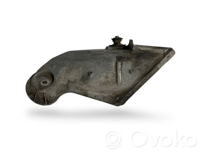 Кронштейн крепления двигателя