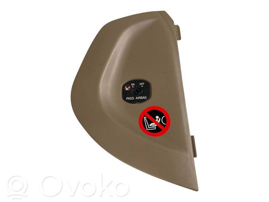 Paneļa dekoratīvās apdares vairogs (sānu)