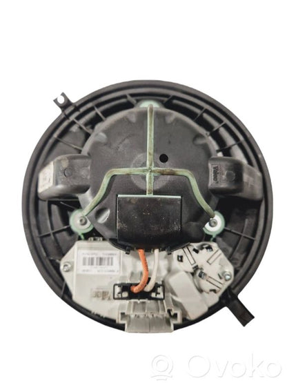 Mazā radiatora ventilators