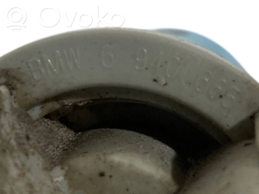 Priekšējā luktura detaļa