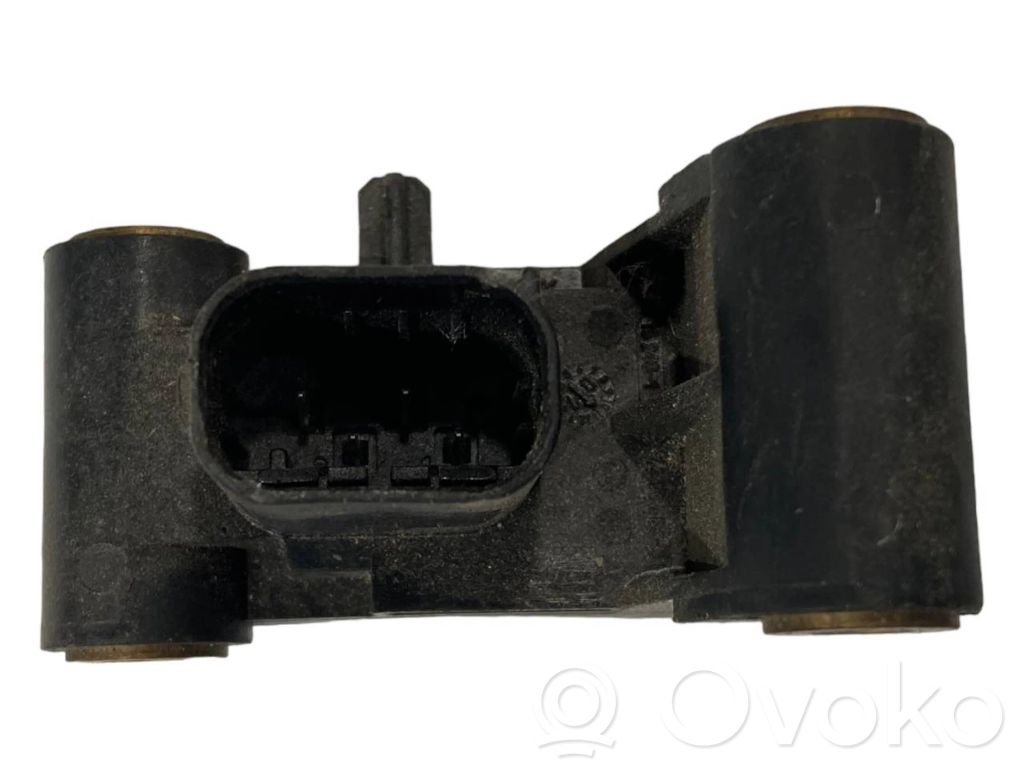 Gaisa spilvenu trieciensensors