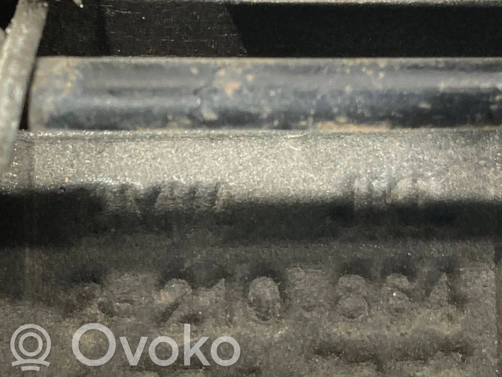 External opening handle