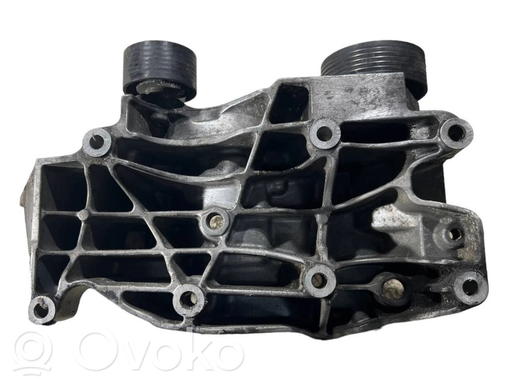 Ģeneratora stiprinājums