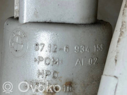Window fluid tank