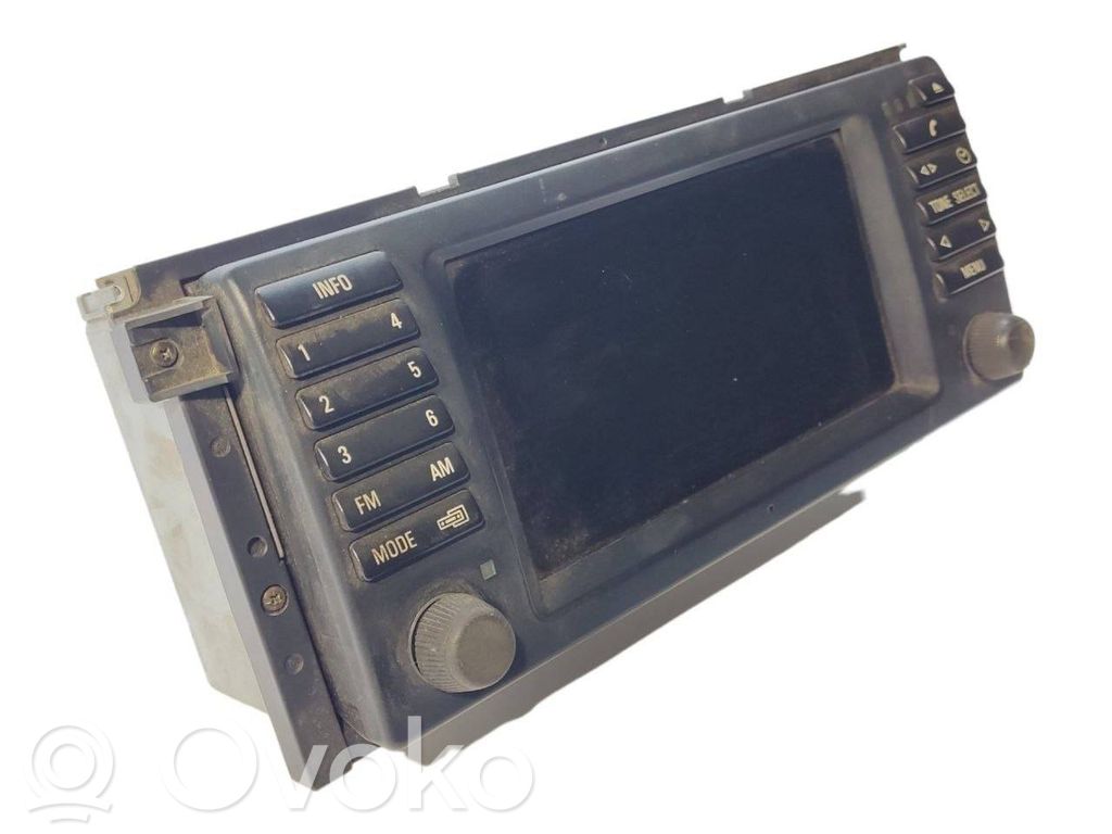 Radio / CD/DVD atskaņotājs / navigācija