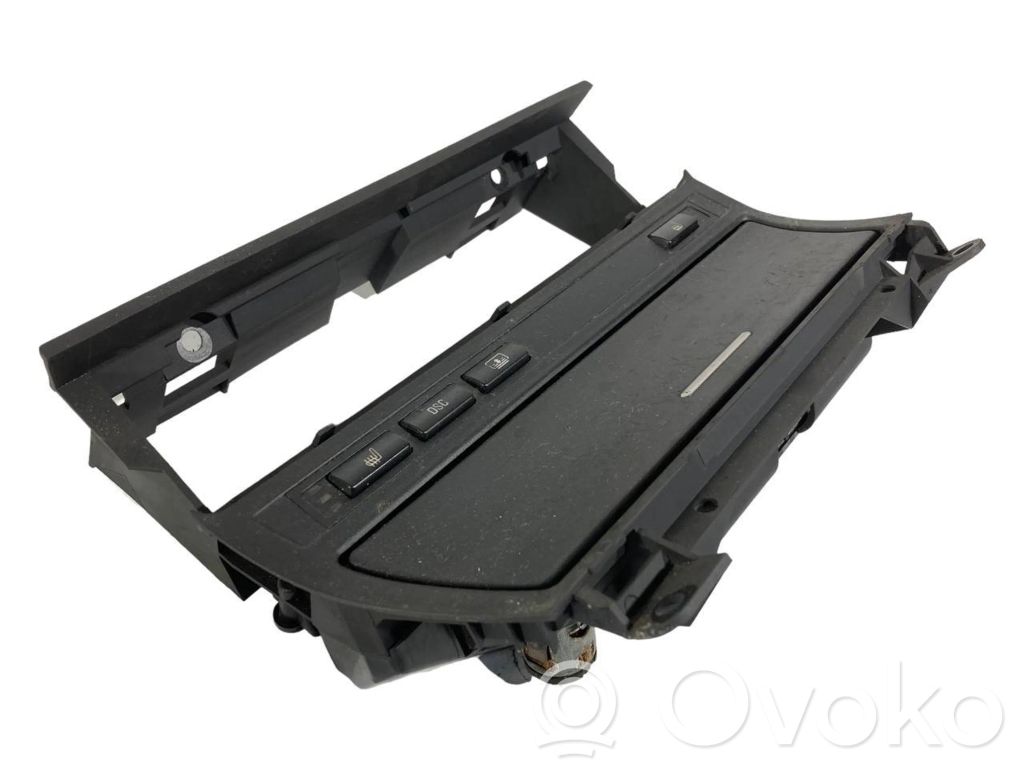 Пепельница (передняя)