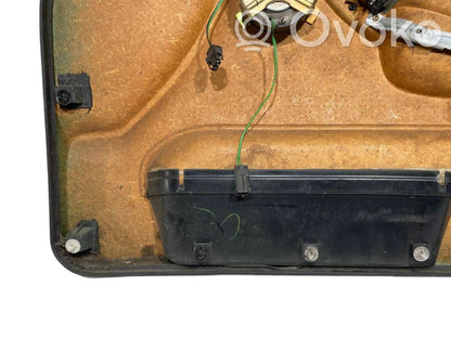 Priekšējo durvju apdare