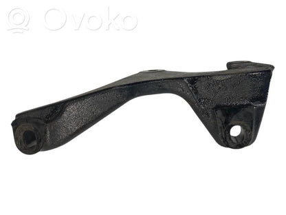 Dzinēja nostiprināšanas stiprinājums-kronšteins