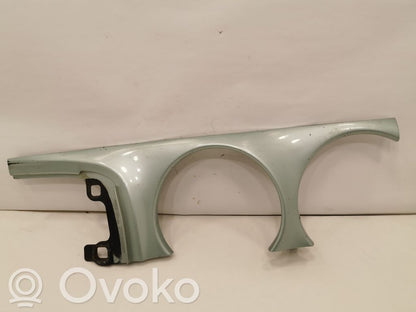 Priekšējā luktura dekoratīvā apdare