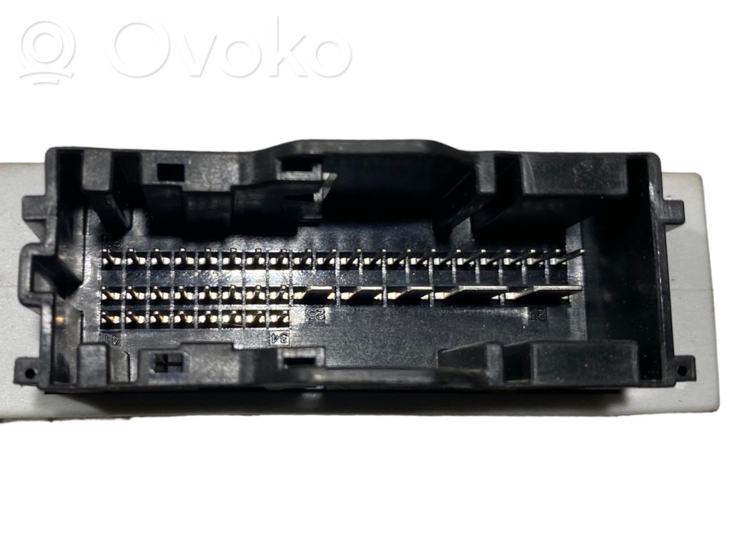 Aizdedzes ECU komplekts