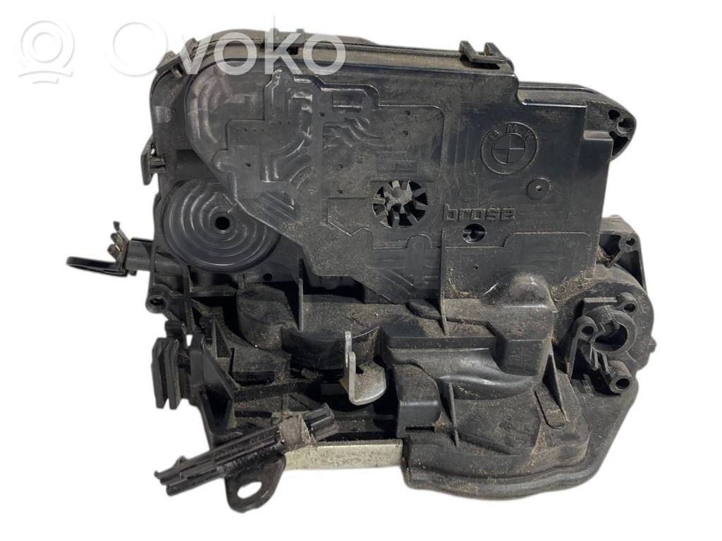 Aizmugurē slēdzene