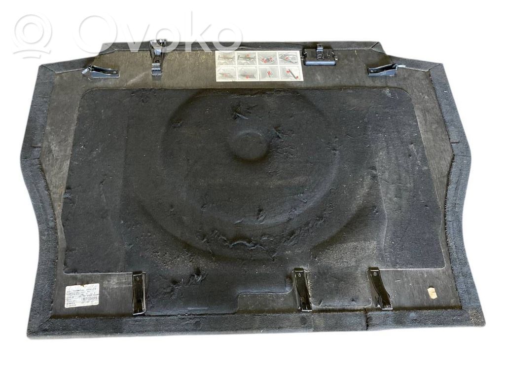 Bagāžnieka paklājiņš