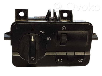 Headlight switch