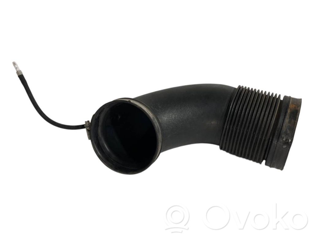 Šļūtene (-es) / caurule (-es)