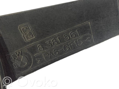 Skaļrunis (-i) priekšējās durvīs