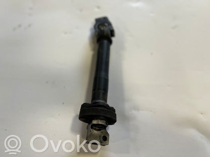 Stūresrata ass krustsavienojums