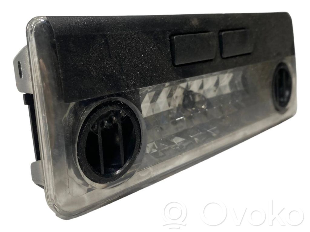 Aizmugurējo vietu apgaismojums