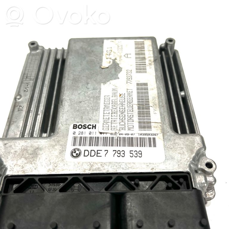 Блок управления двигателем