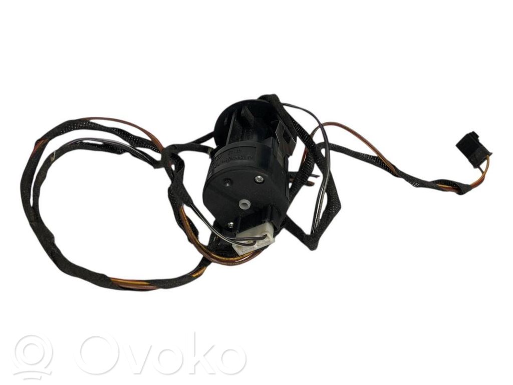 Pasažiera gaisa spilvena slēdzis